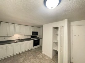 2 Pembroke Dr #1 - Photo 1 of 1