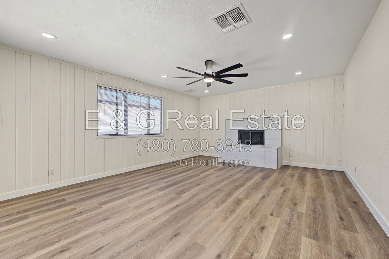 1309 W 7th Pl - Photo 7 of 43