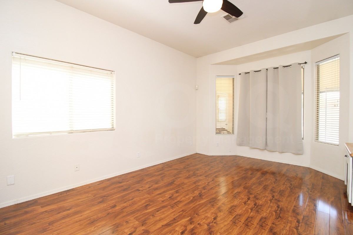 2113 W Megan St - Photo 7 of 16