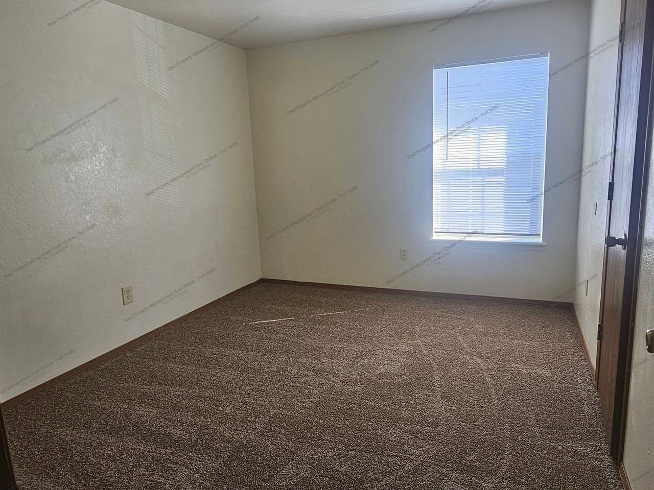 50 Cedar Creek Ct #7 - Photo 6 of 13