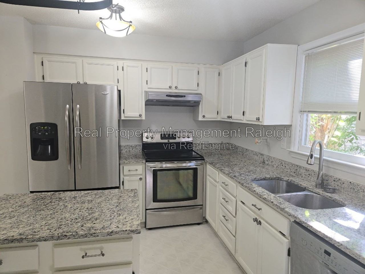 4709 Worchester Pl - Photo 5 of 18
