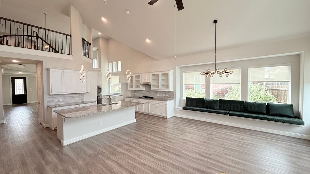 315 Chandan Way - Photo 5 of 24