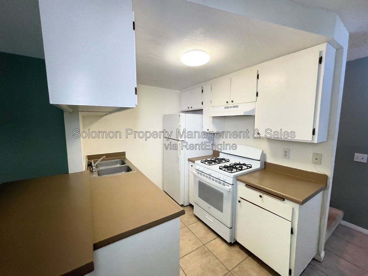 4575 Oregon St #4 - Photo 4 of 19