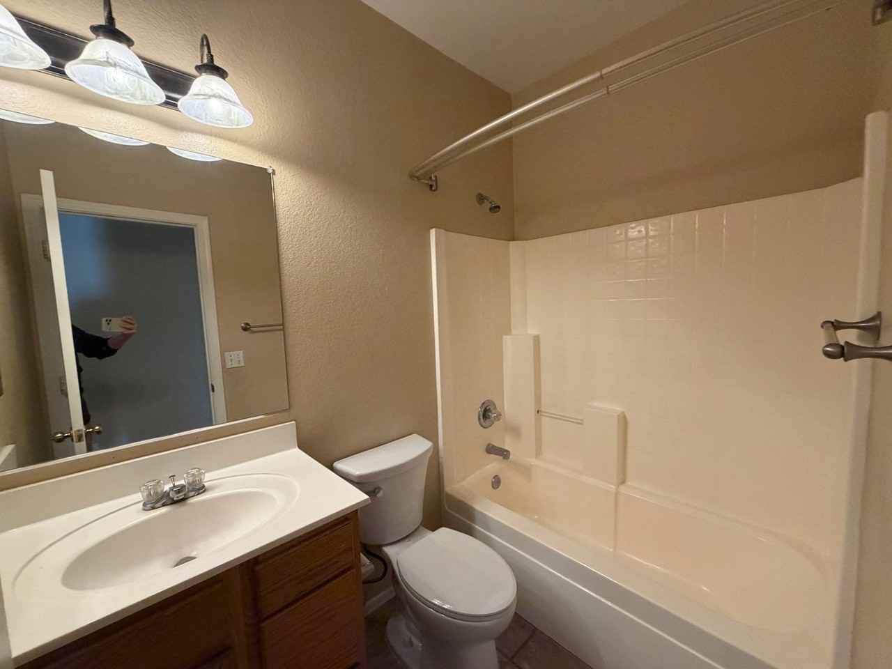 11566 N 154th Ln - Photo 7 of 14
