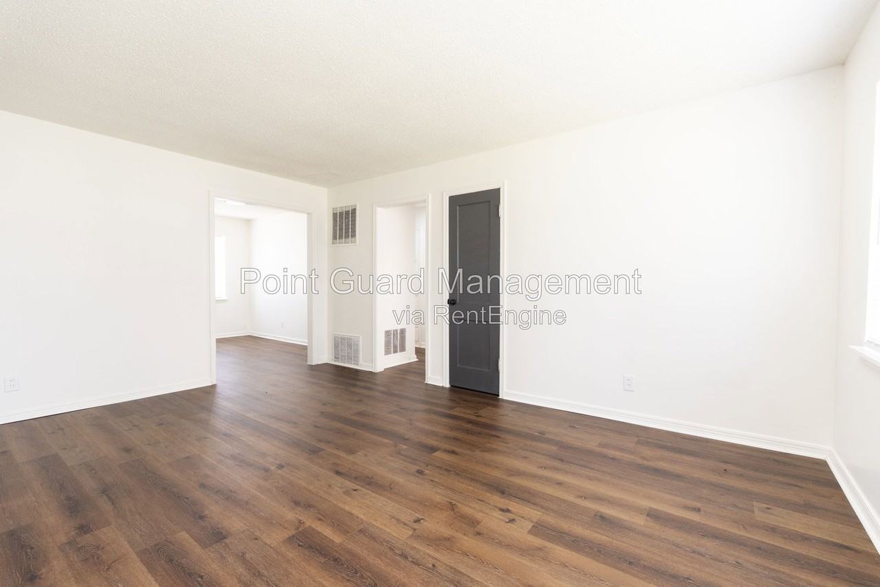 624 S Woodlawn Blvd - Photo 2 of 22