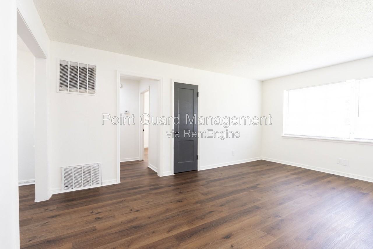 624 S Woodlawn Blvd - Photo 3 of 22