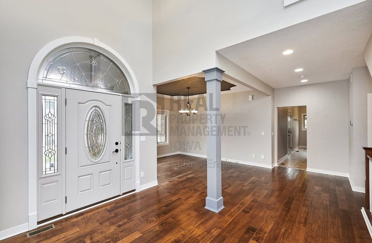 2944 Nw 167th St - Photo 4 of 50