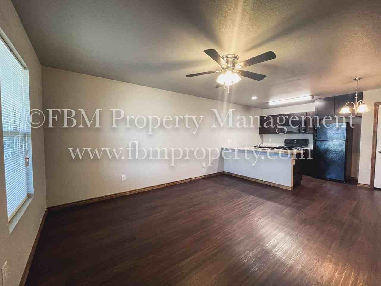 460 Clark St - Photo 2 of 12