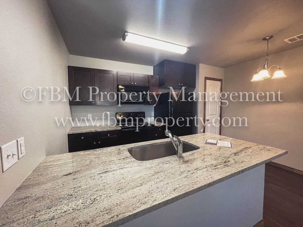 460 Clark St - Photo 3 of 12