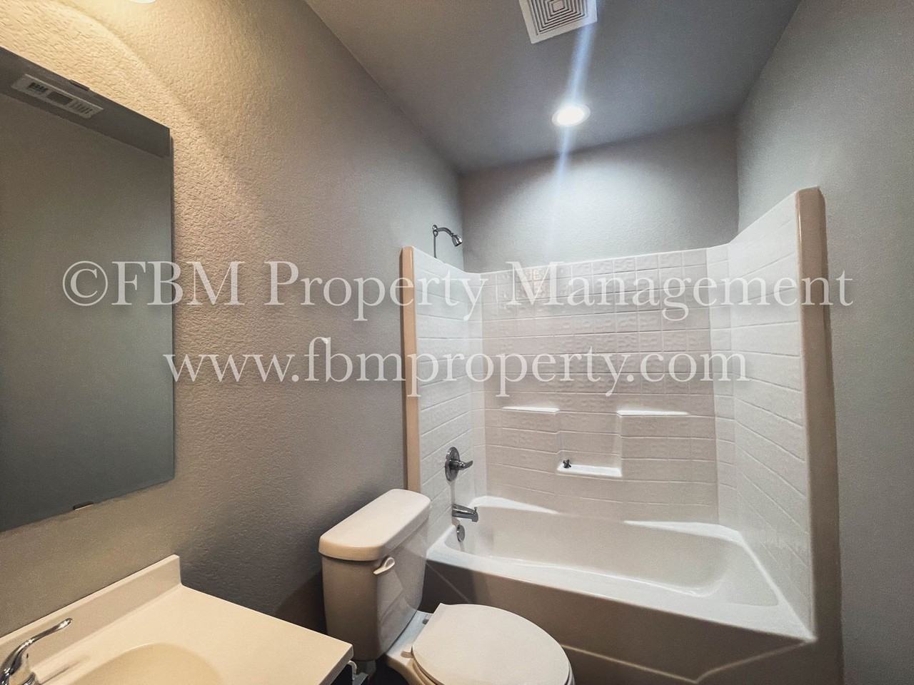 460 Clark St - Photo 7 of 12
