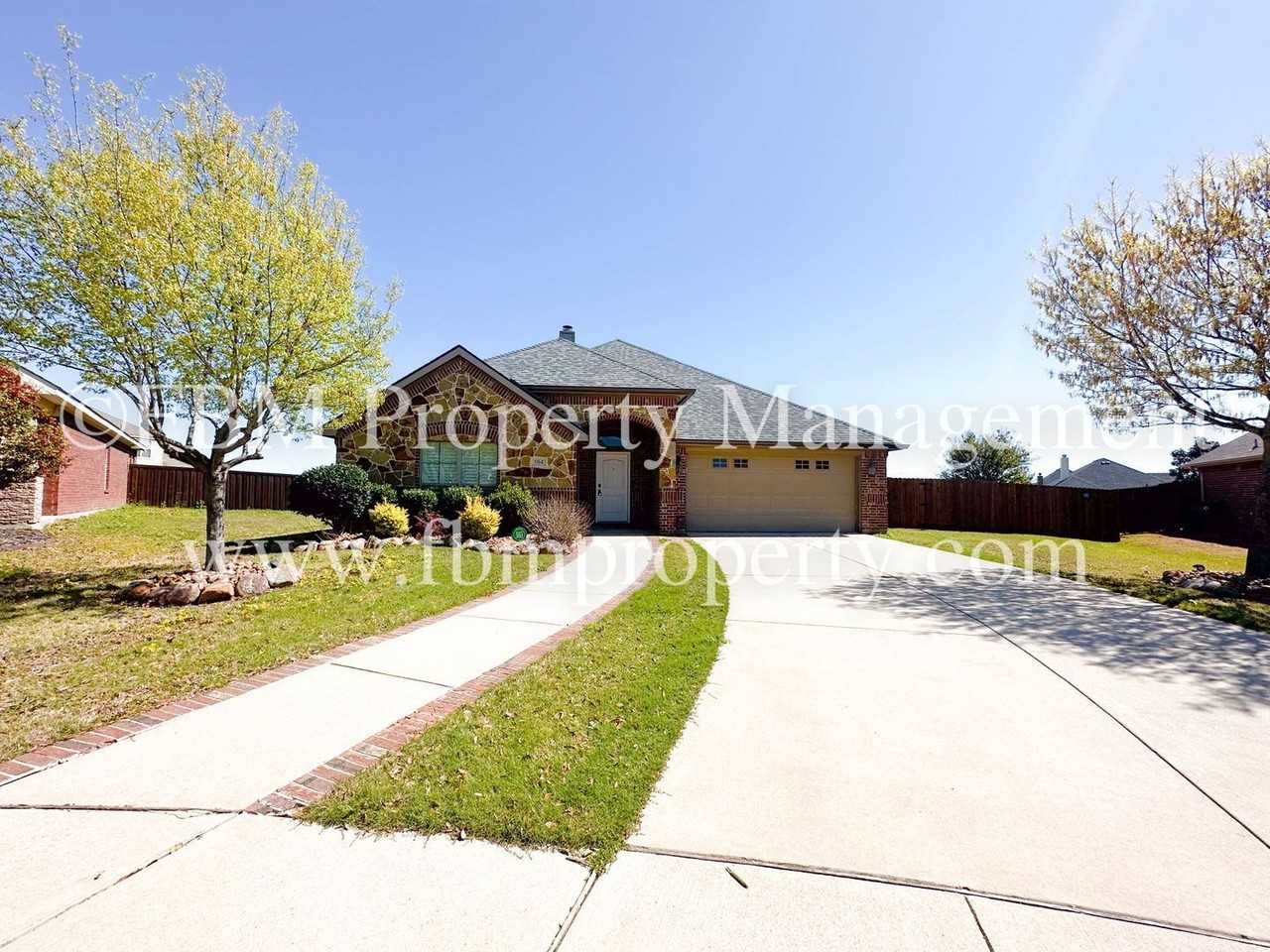164 Horseshoe Bnd - Photo 2 of 35