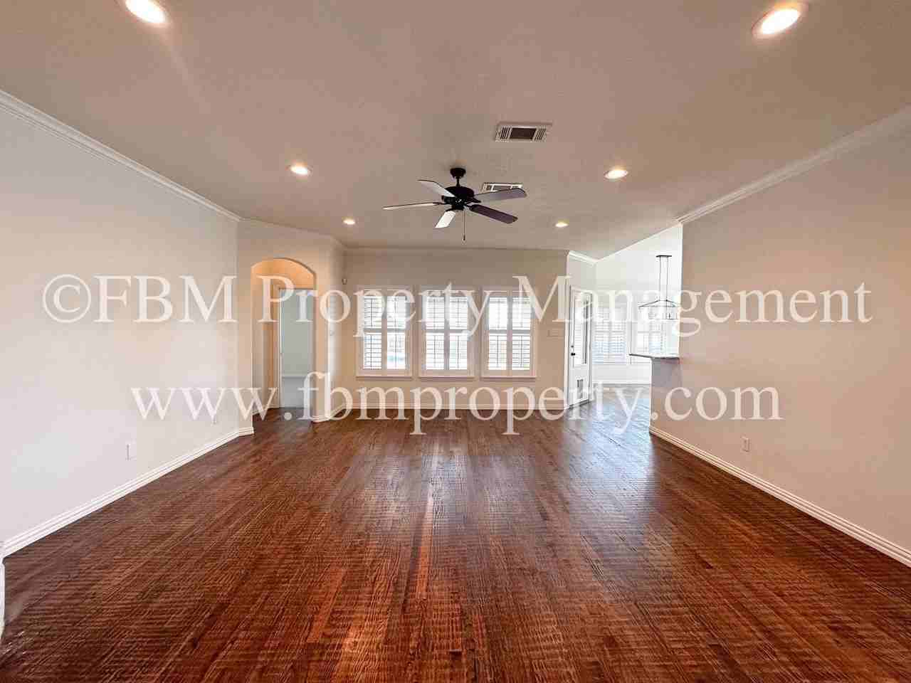 164 Horseshoe Bnd - Photo 7 of 35