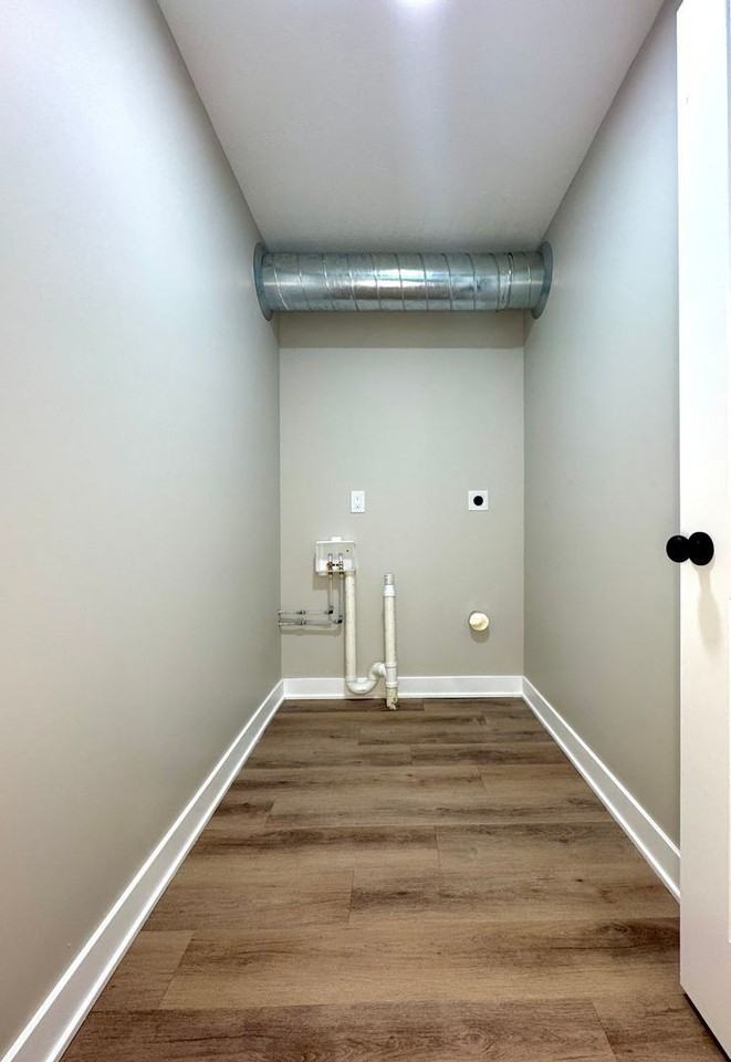 629 Amity Ave #1 - Photo 7 of 15