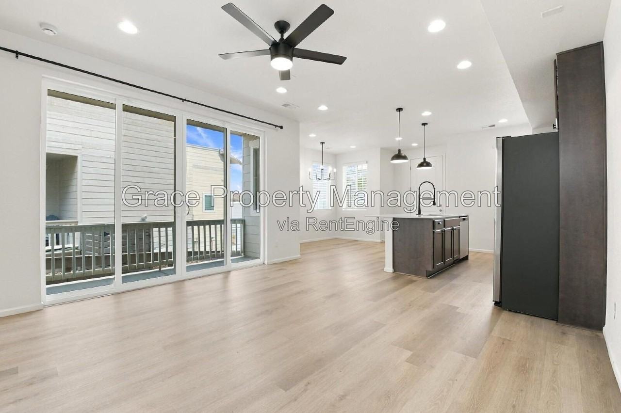 6153 Two Leaf Dr - Photo 5 of 44