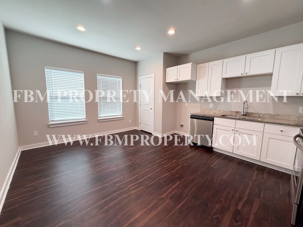 3708 Skylane Ave - Photo 6 of 28