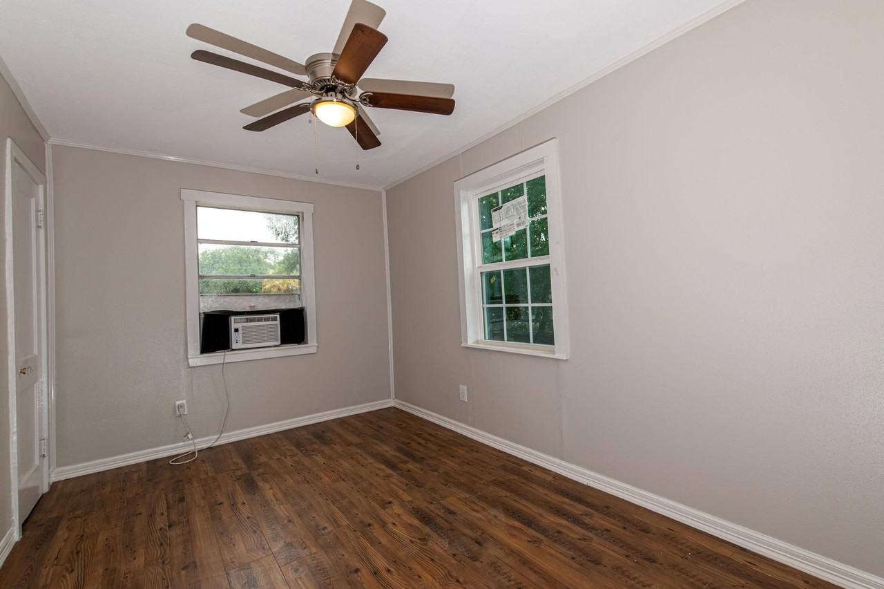 7110 Mchenry St - Photo 3 of 8