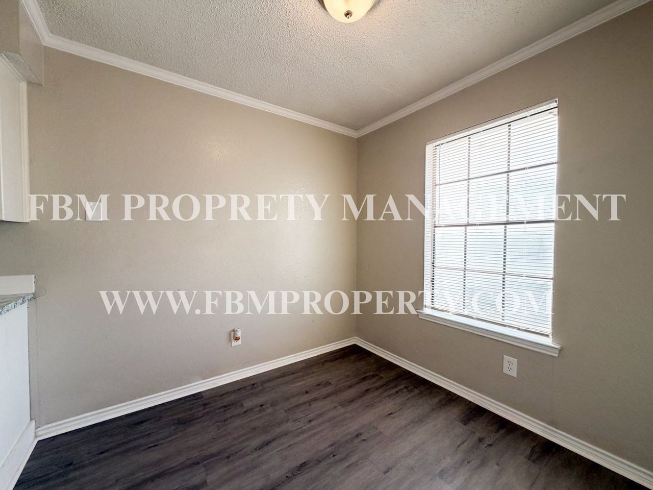 310 Kings Way Dr #D - Photo 6 of 18