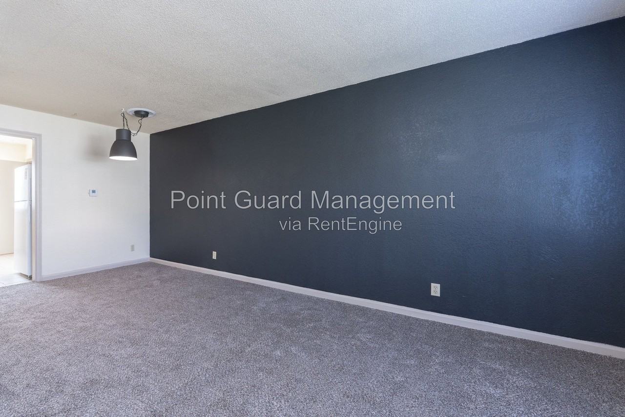 6112 E Oakwood Dr #1 - Photo 3 of 25