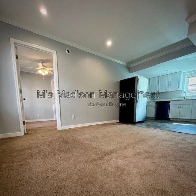1415 E 42nd St #2 - Photo 2 of 25
