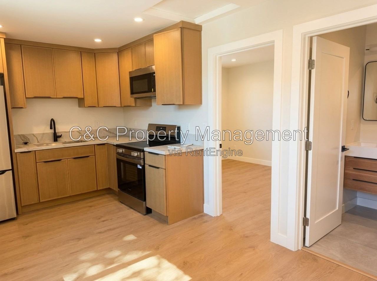 1649 E 50th St - Photo 3 of 10