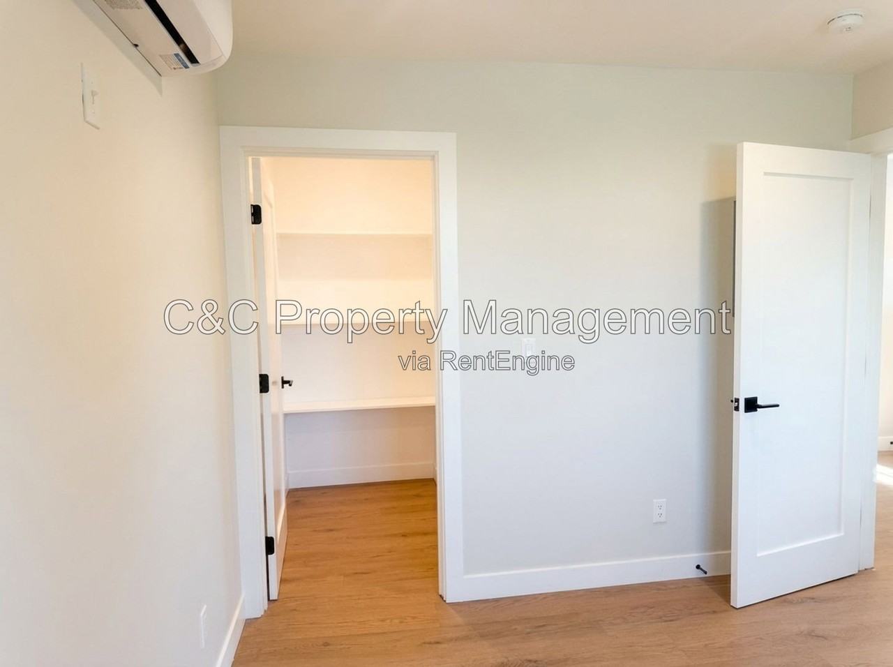 1649 E 50th St - Photo 7 of 10