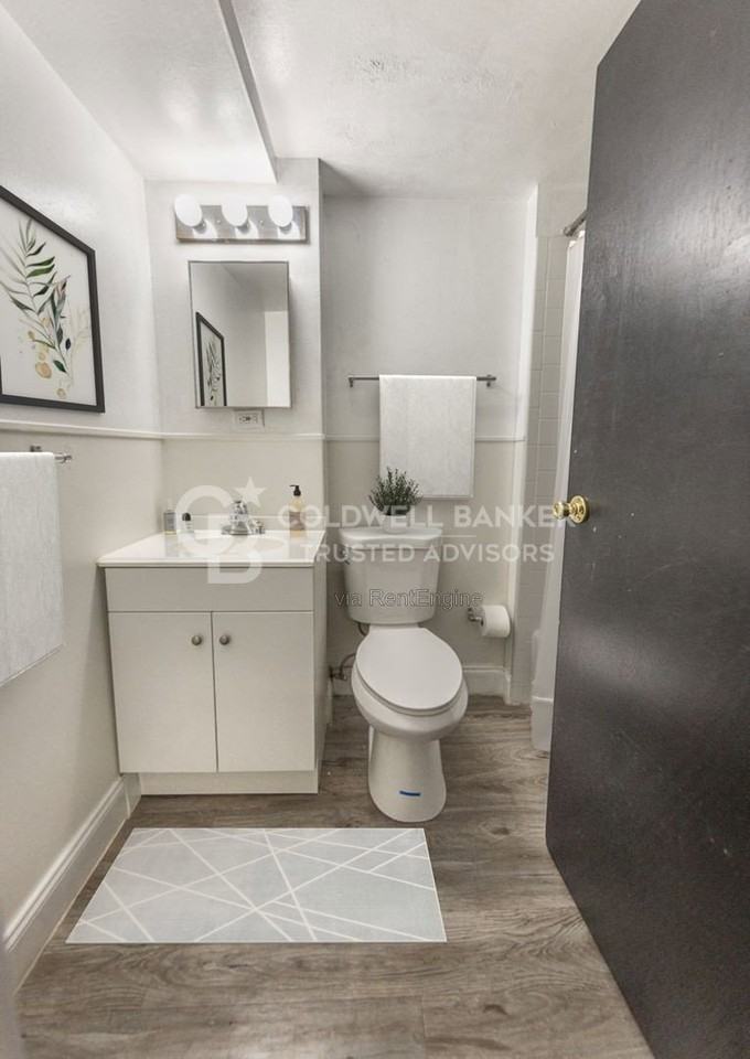 2601 York Ave #324 - Photo 7 of 50