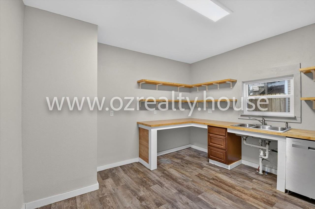 443 Nevada St - Photo 7 of 15