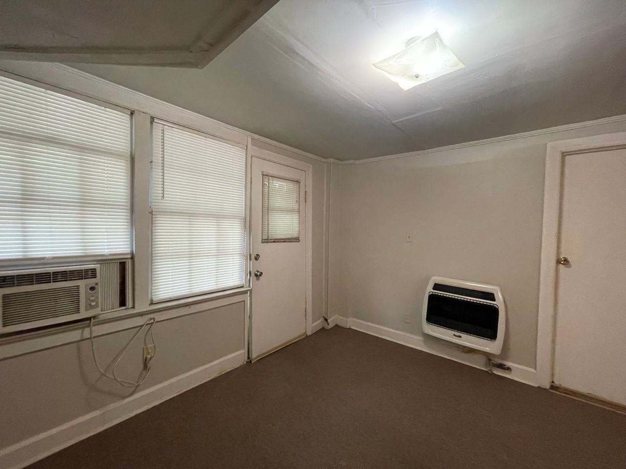 3373 Vineville Ave #5 - Photo 2 of 10