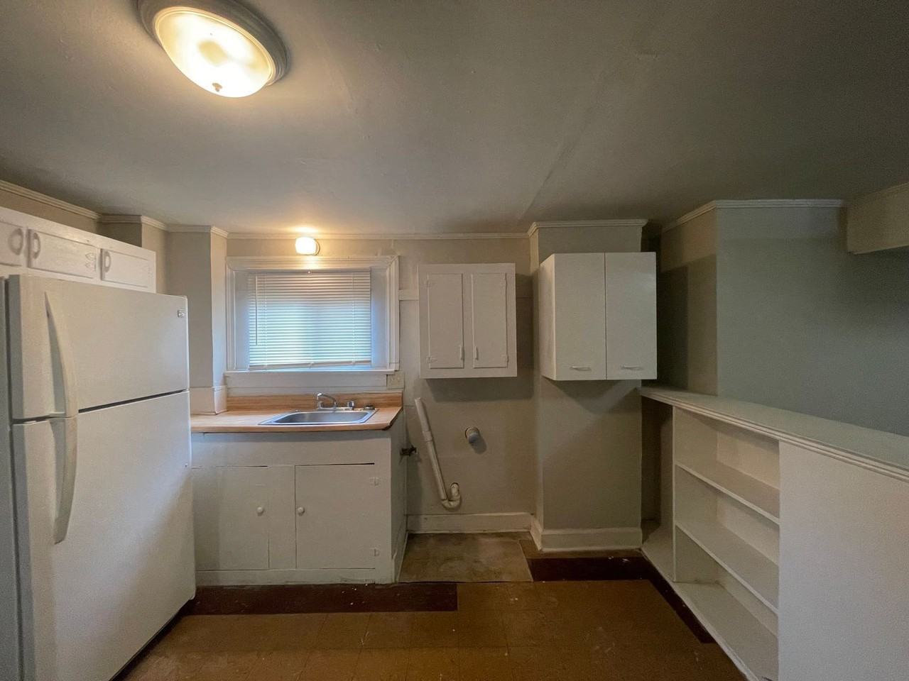 3373 Vineville Ave #5 - Photo 4 of 10