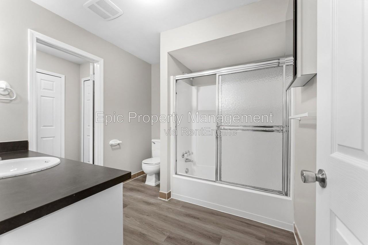 24360 E River Rd - Photo 3 of 11