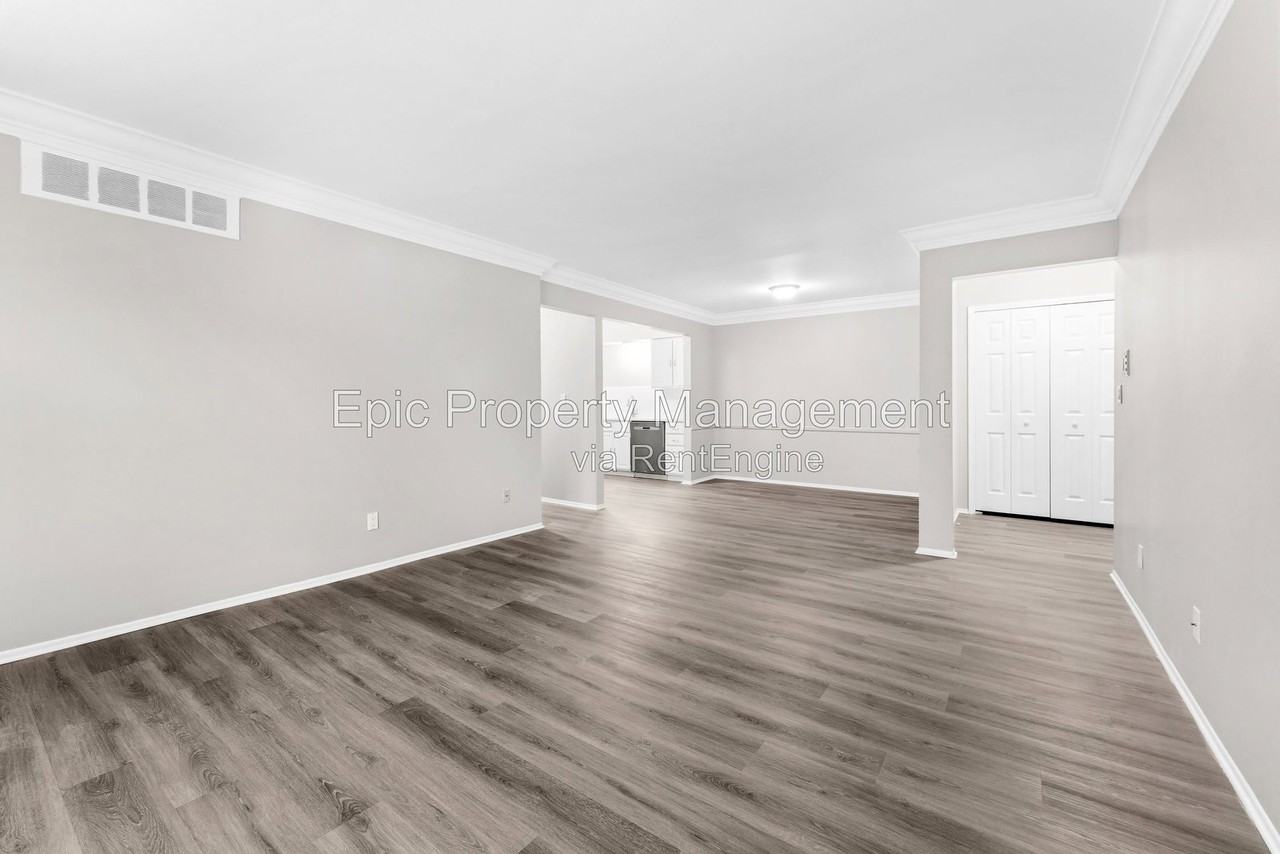 24360 E River Rd - Photo 6 of 11
