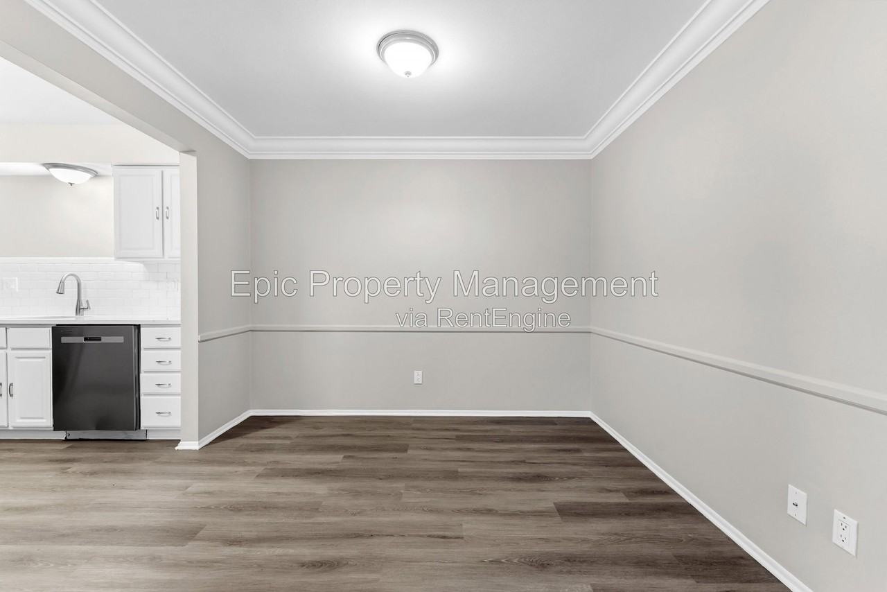 24360 E River Rd - Photo 7 of 11