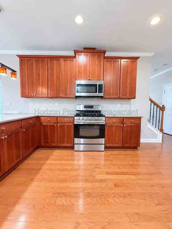 3190 Warbler Way - Photo 4 of 30