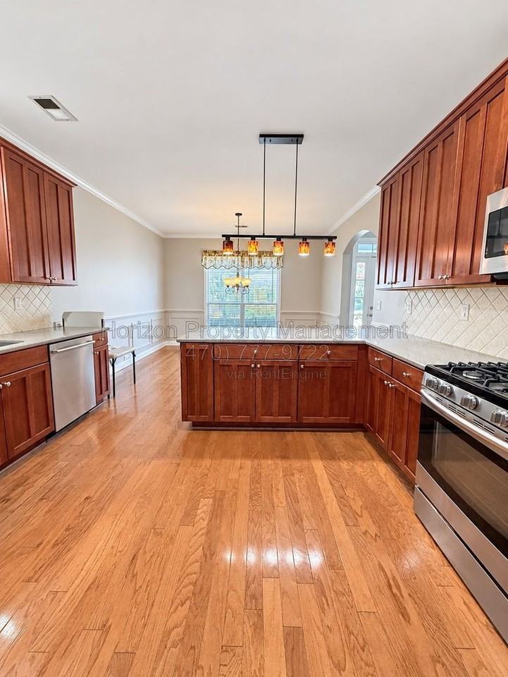 3190 Warbler Way - Photo 6 of 30
