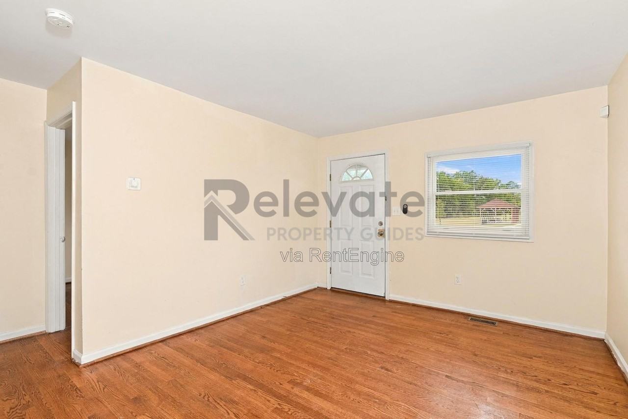1151 Wilcox St #1 - Photo 3 of 17