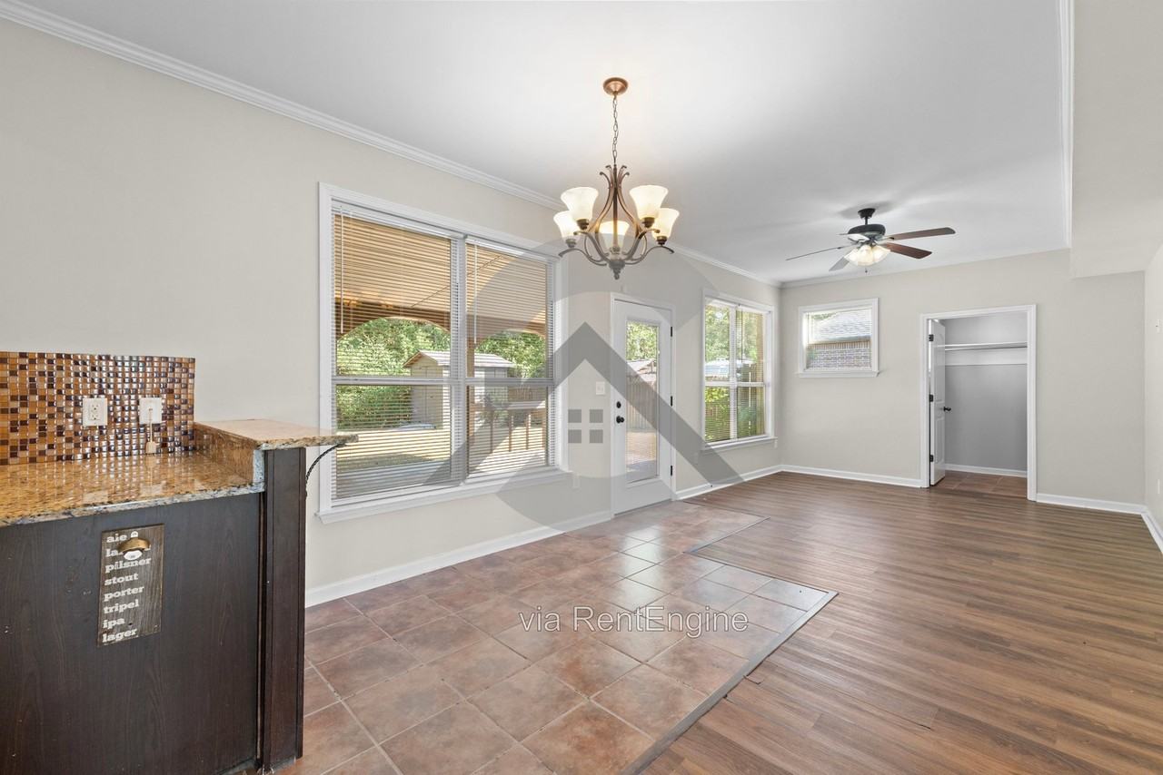 3030 Plateau Dr - Photo 6 of 23