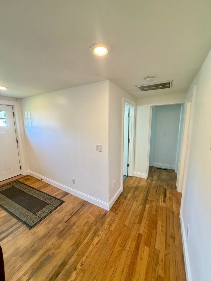 719 W High St - Photo 6 of 31