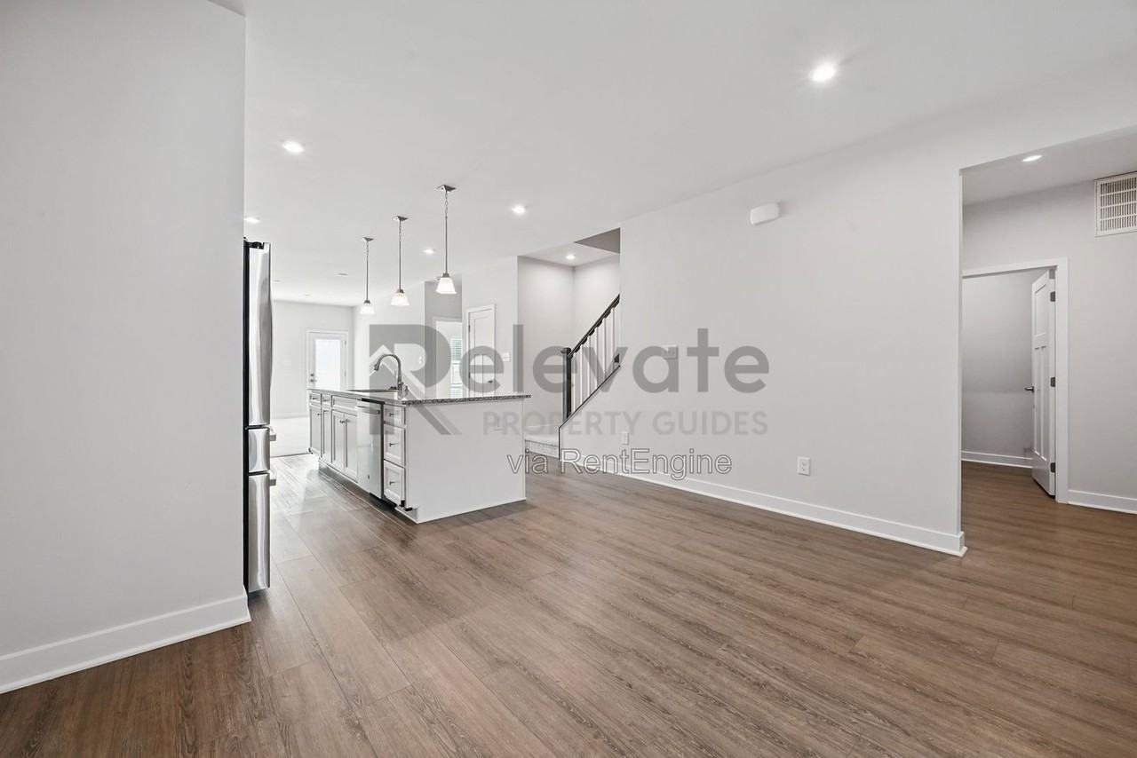 7813 Vermeil St - Photo 6 of 50