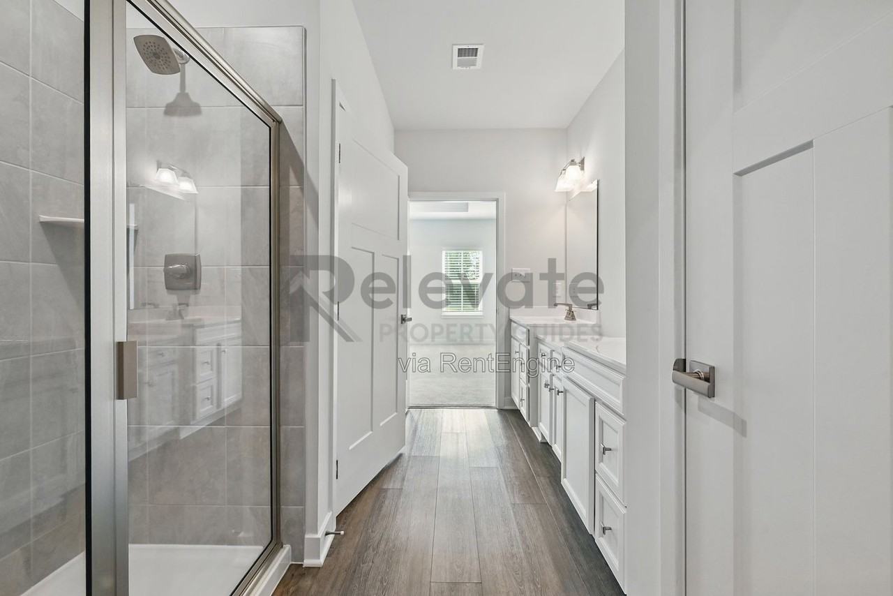 7813 Vermeil St - Photo 7 of 50