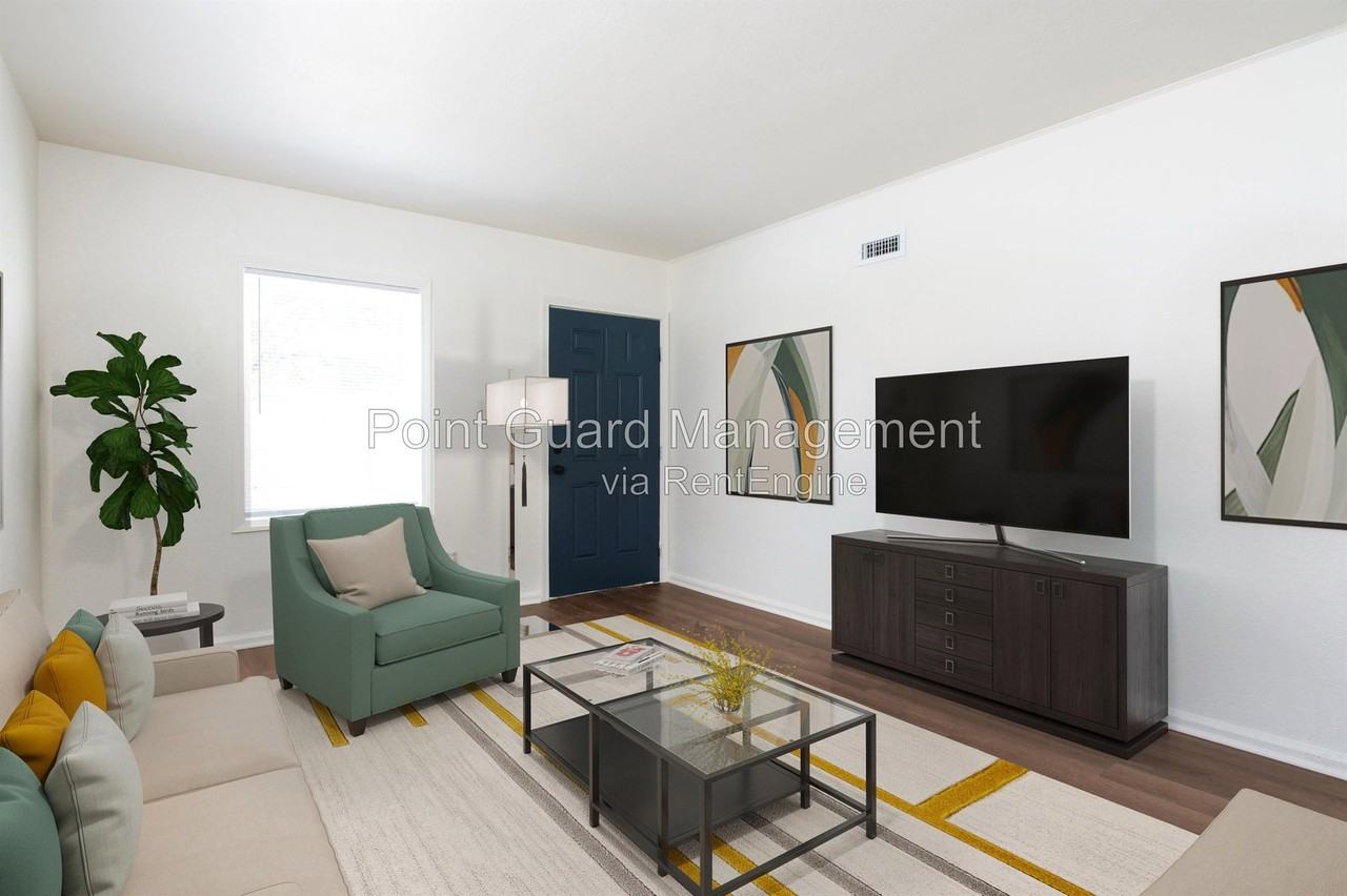 5306 E Lincoln St #5306L - Photo 2 of 19