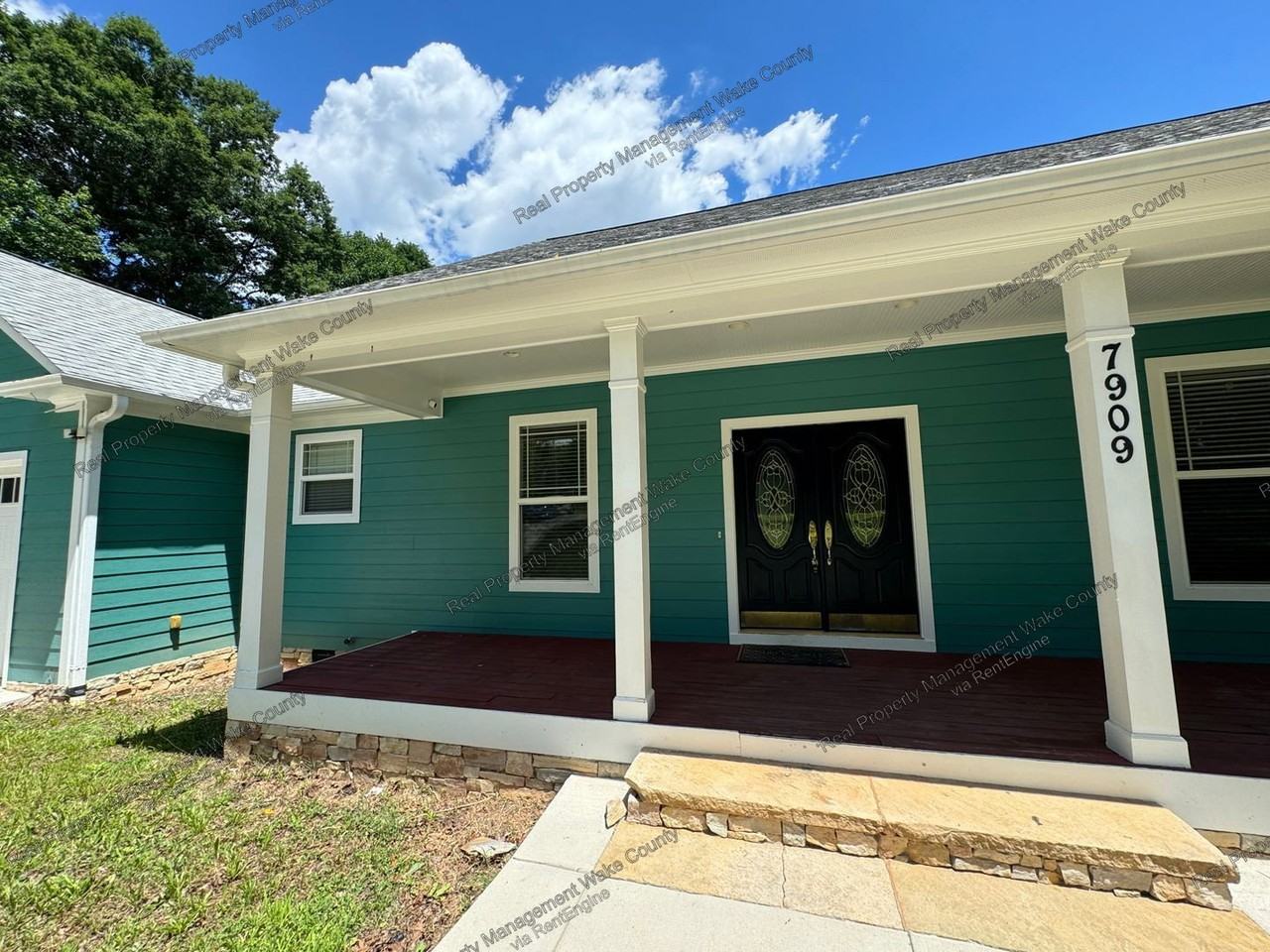 7909 Lake Jenn Dr - Photo 3 of 31