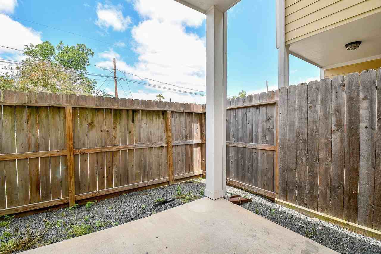 4823 Hardy St - Photo 5 of 29