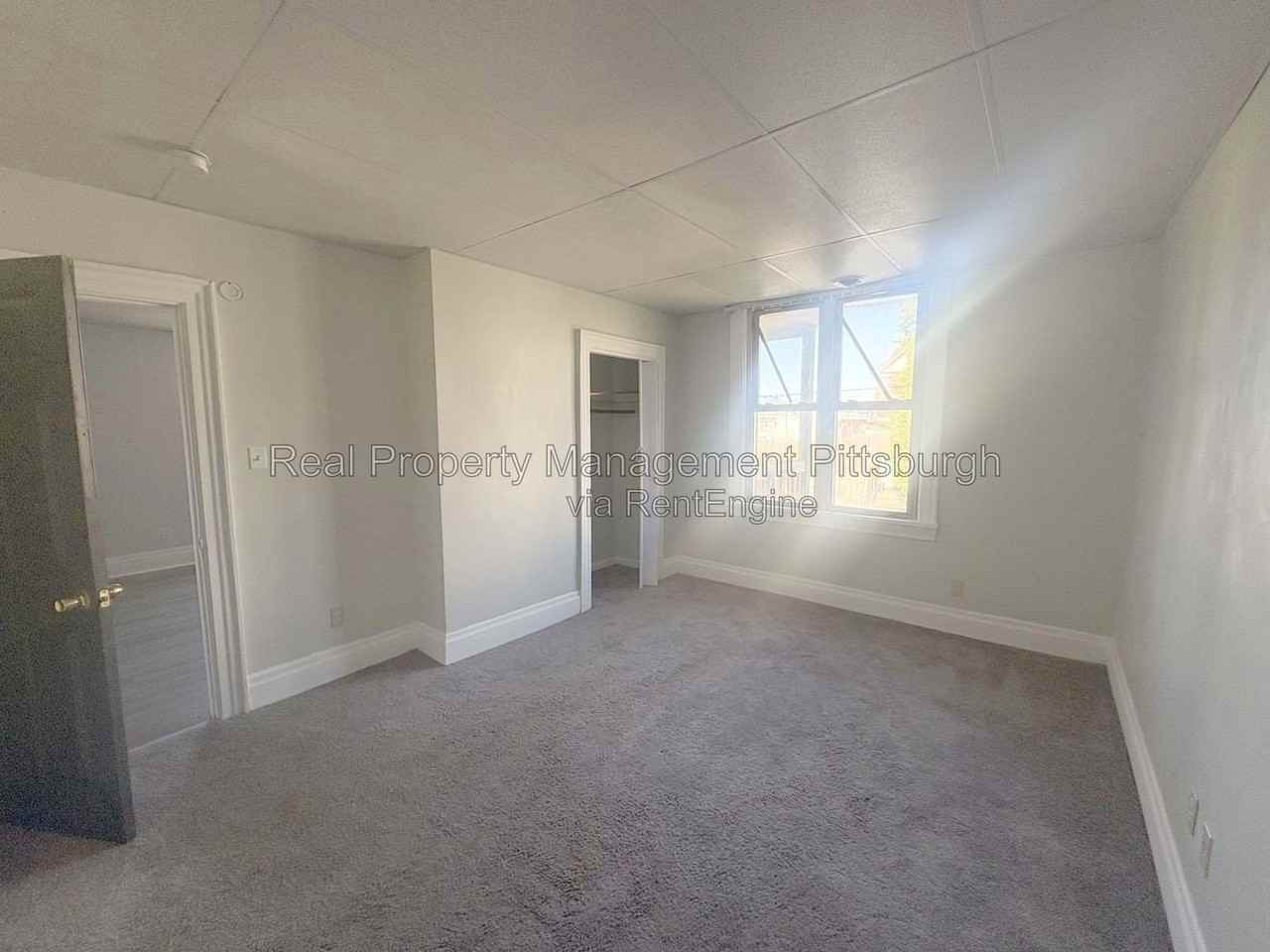 7500 Ellesmere St #3 - Photo 5 of 10