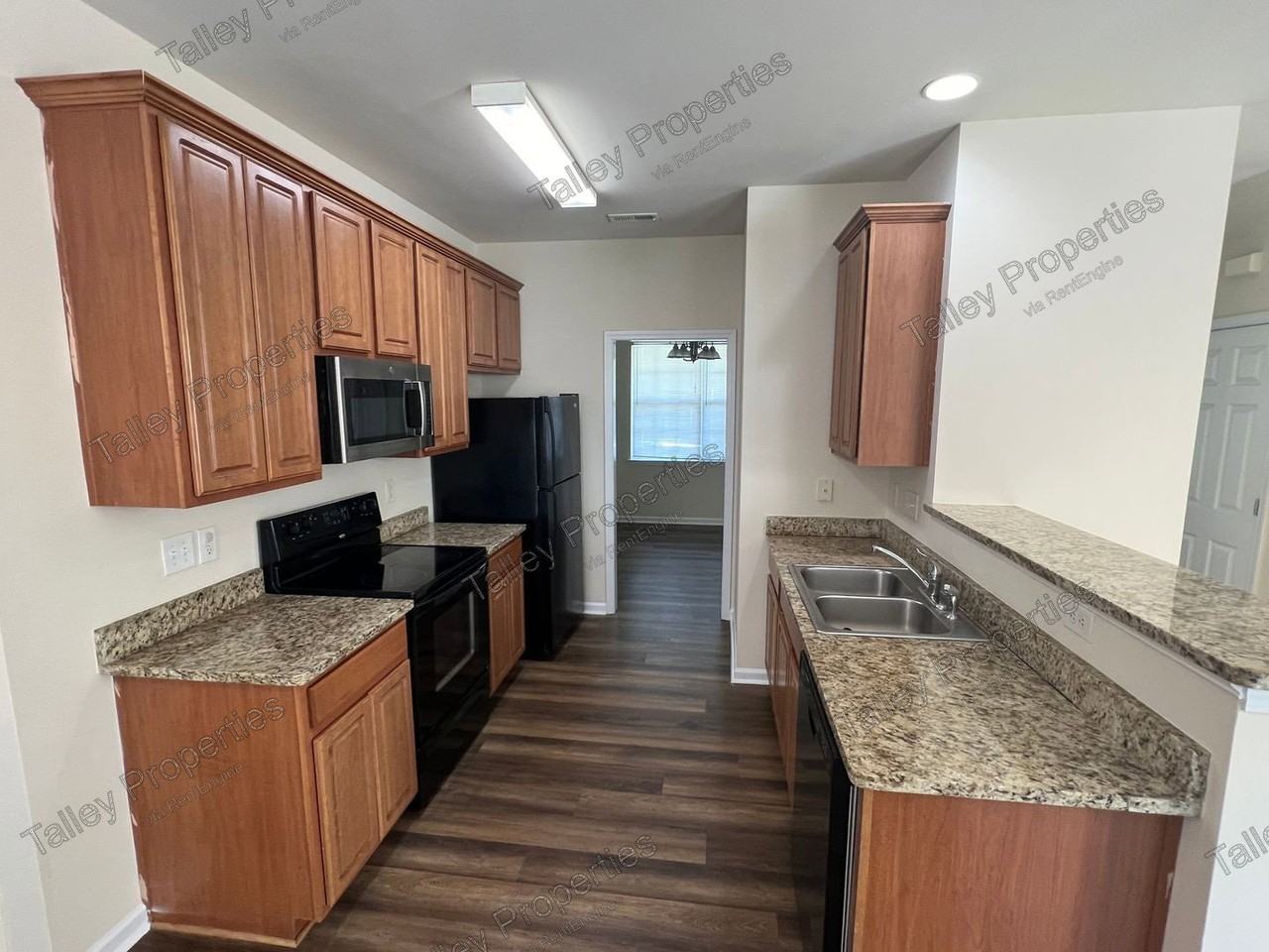 1018 Little Rock Ct - Photo 3 of 16