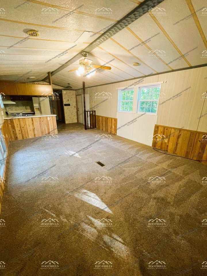 204 Mason Dr - Photo 2 of 8