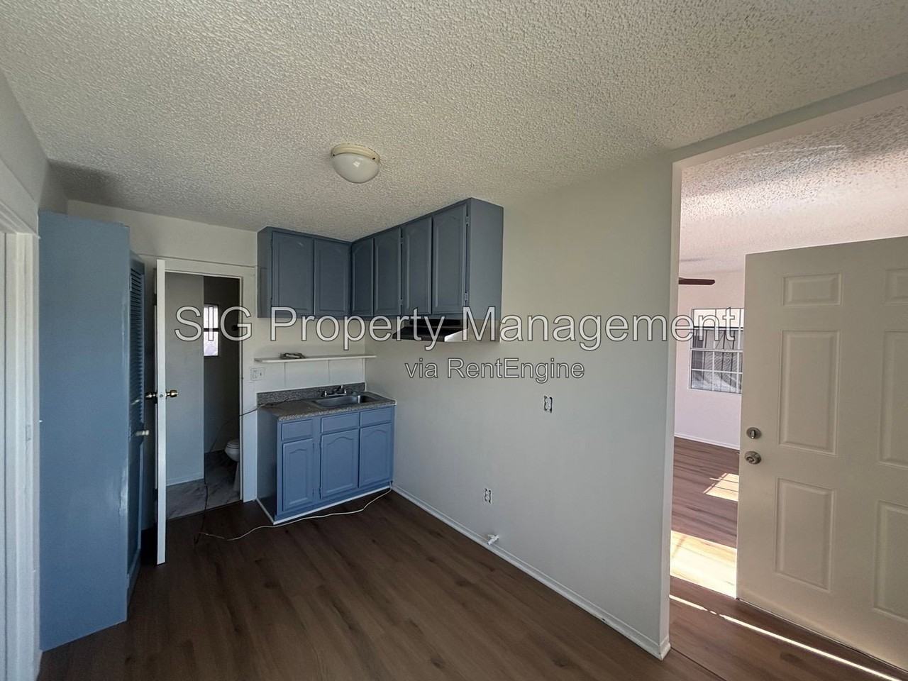 833 Pepper Way #C - Photo 5 of 18