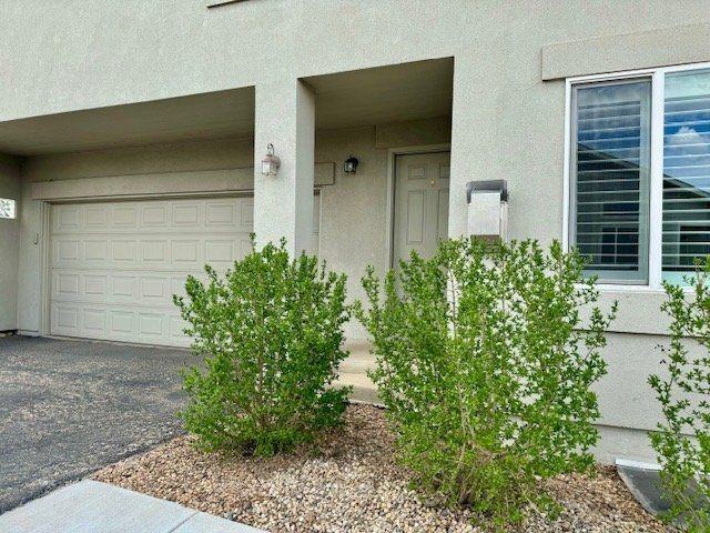 1200 S Kingston Ct - Photo 3 of 33