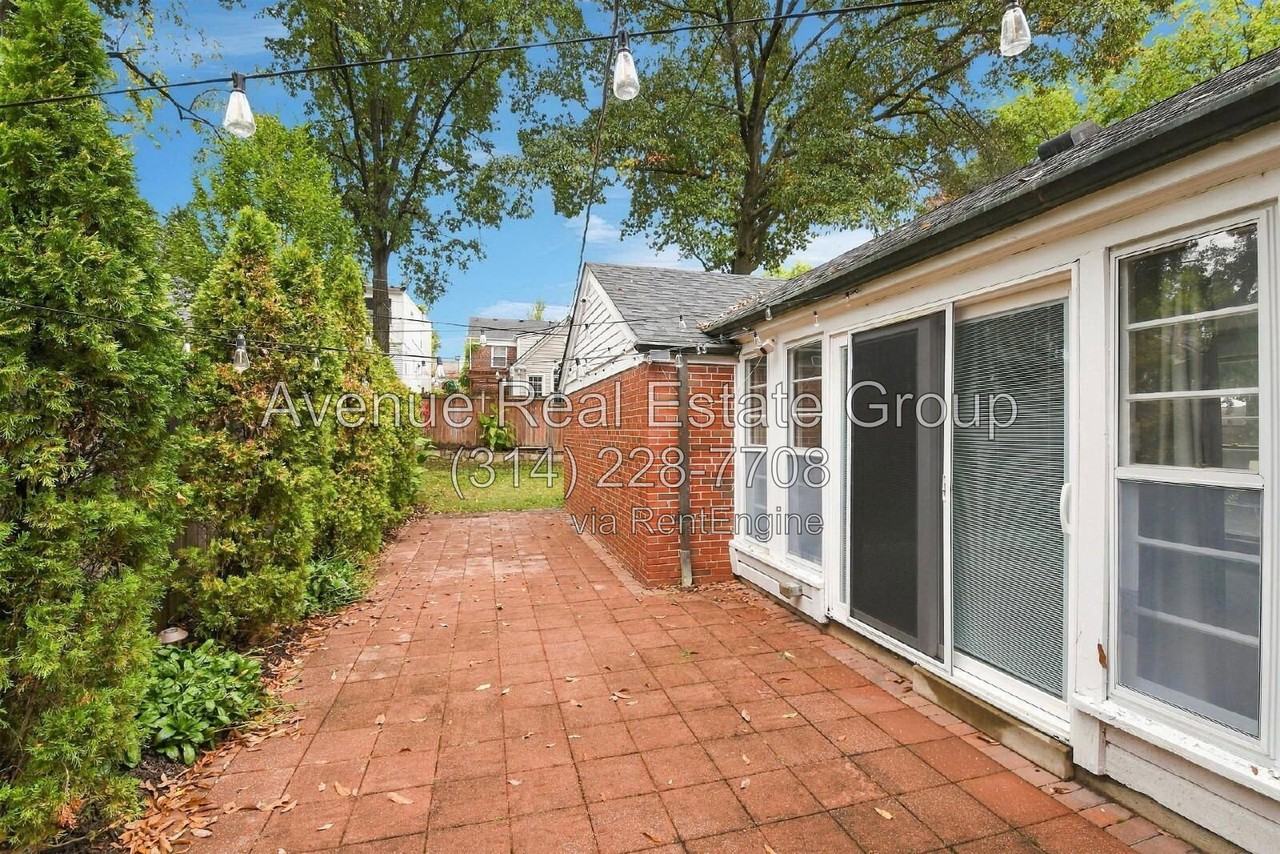 7801 Gannon Ave - Photo 4 of 29