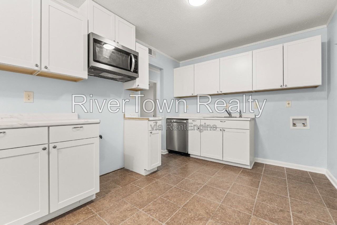 2885 Clearbrook St - Photo 6 of 20