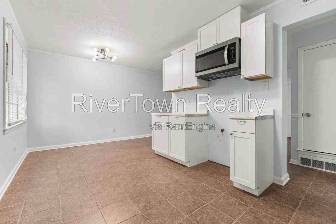 2885 Clearbrook St - Photo 7 of 20